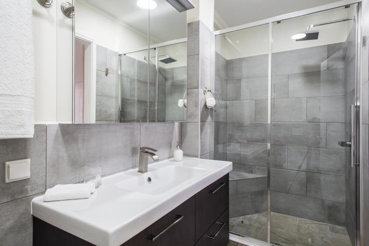 Athena'S Hideaway- Fully Renovated- Absolute Best Location מראה חיצוני תמונה